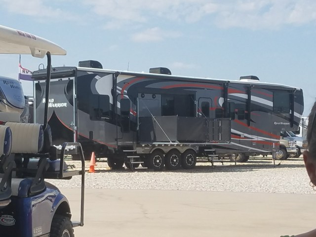 DEDAA959-E593-4617-B80B-8E8CC5D7F59F